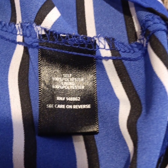 Torrid Georgette blue & white striped blouse w/ front bow & flared hem s… - Picture 4 of 4